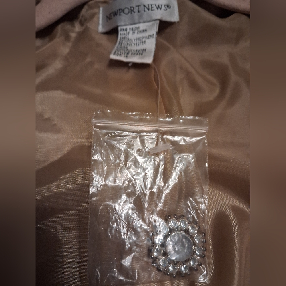 Newport News Metallic Brocade Gold Silver Suit - Picture 4 of 11
